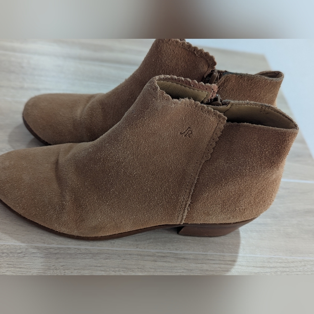 Jack Rogers Light Brown Suede Ankle Booties Size 6.5M *NWOB - Picture 4 of 9